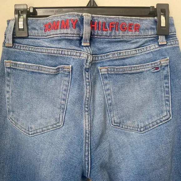 Tommy Hilfiger Denim Women's 6 Embroidered Distressed Raw Hem Stretch Blue Jeans - Image 2