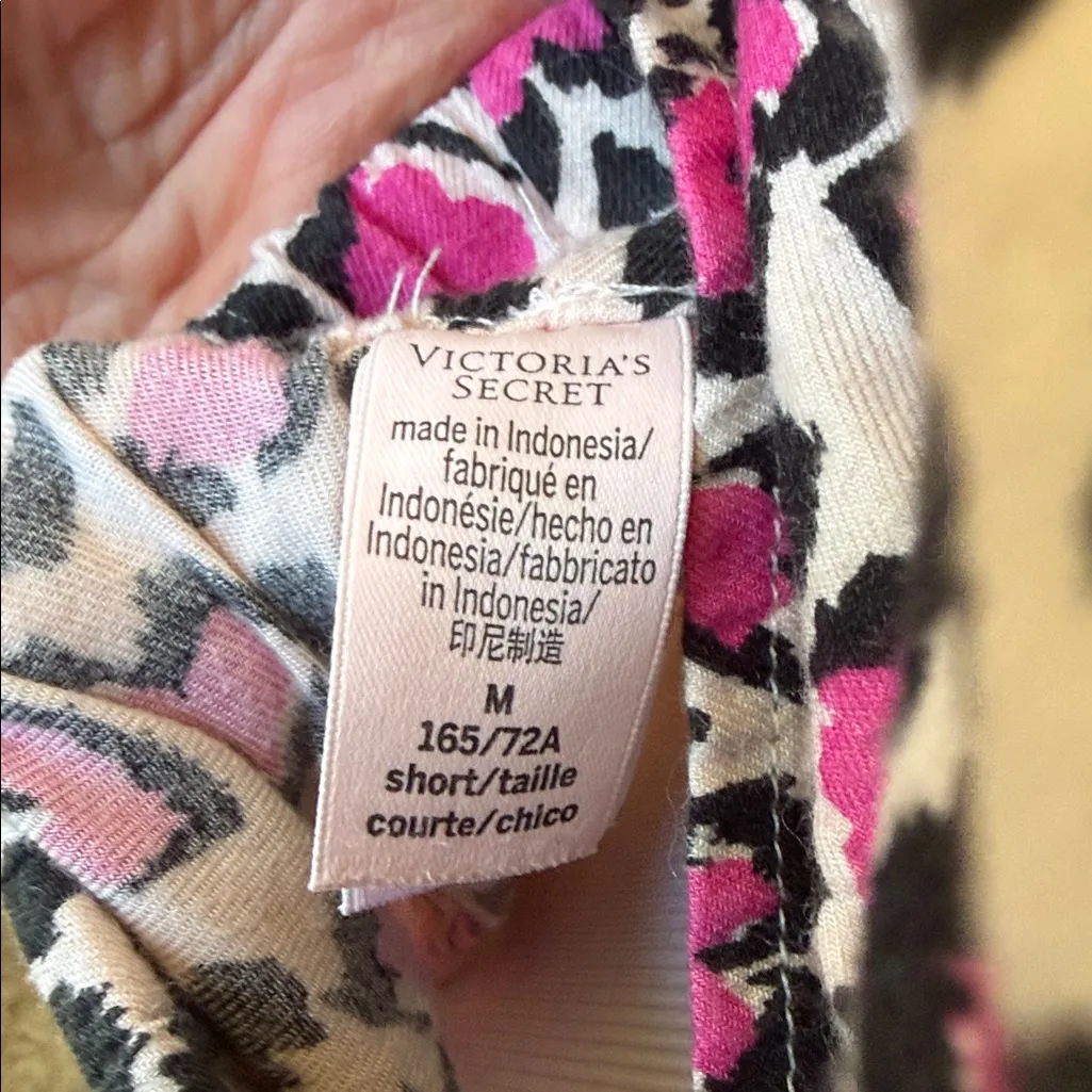 Victoria's Secret Animal Print Cotton/modal Loungewear Set, Size Medium, EEUC - Image 6