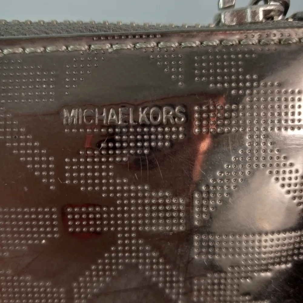 Michael Kors Metallic Clutch Zip Wallet - Image 5