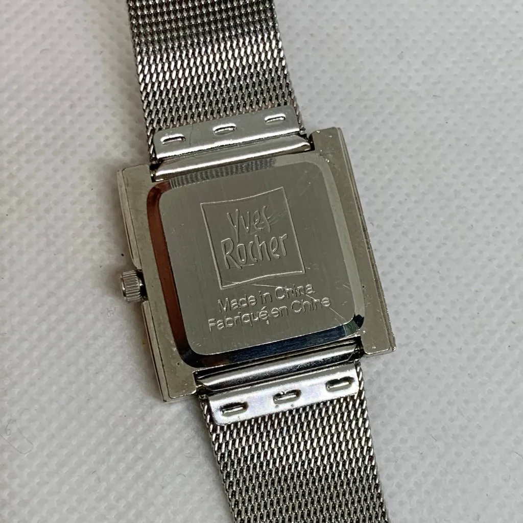 Yves Rocher watch women silver tone 25mm square case quartz stainless running - Image 4