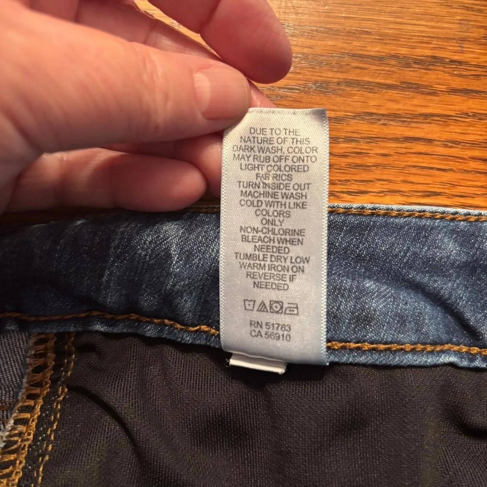 Everflex Mid rise Jeans Women's Size 16 Wide Leg Stretch Stain on leg Blue - Image 6