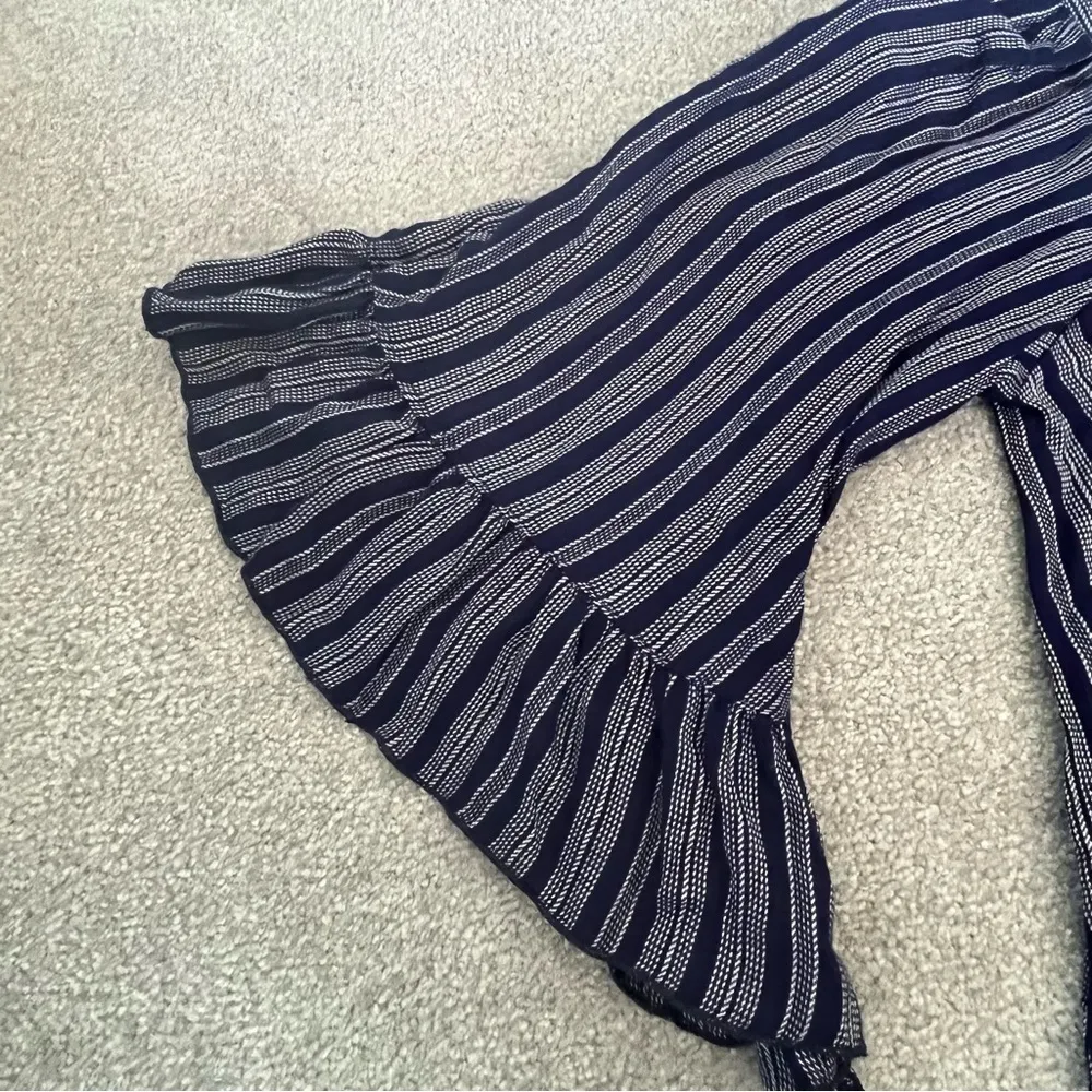 DREW Ruffled Bell Sleeves Blouse Top Size XS Navy Blue White Striped - Image 3