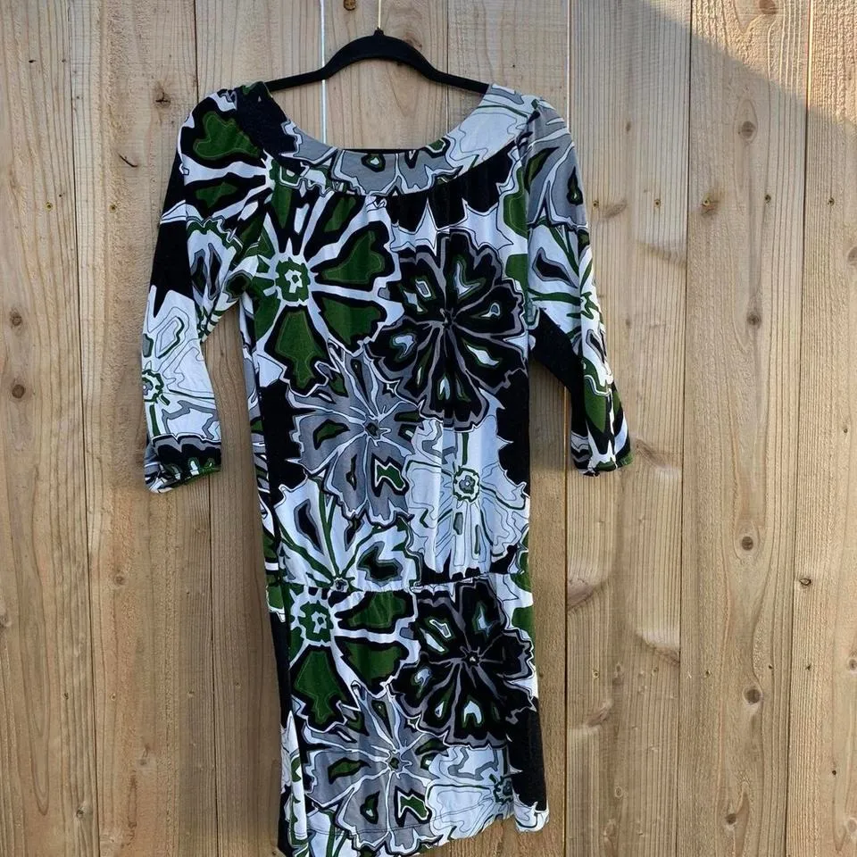 3/4 sleeve black white & green floral dress by bcbg maxazria‎ size medium - Image 4