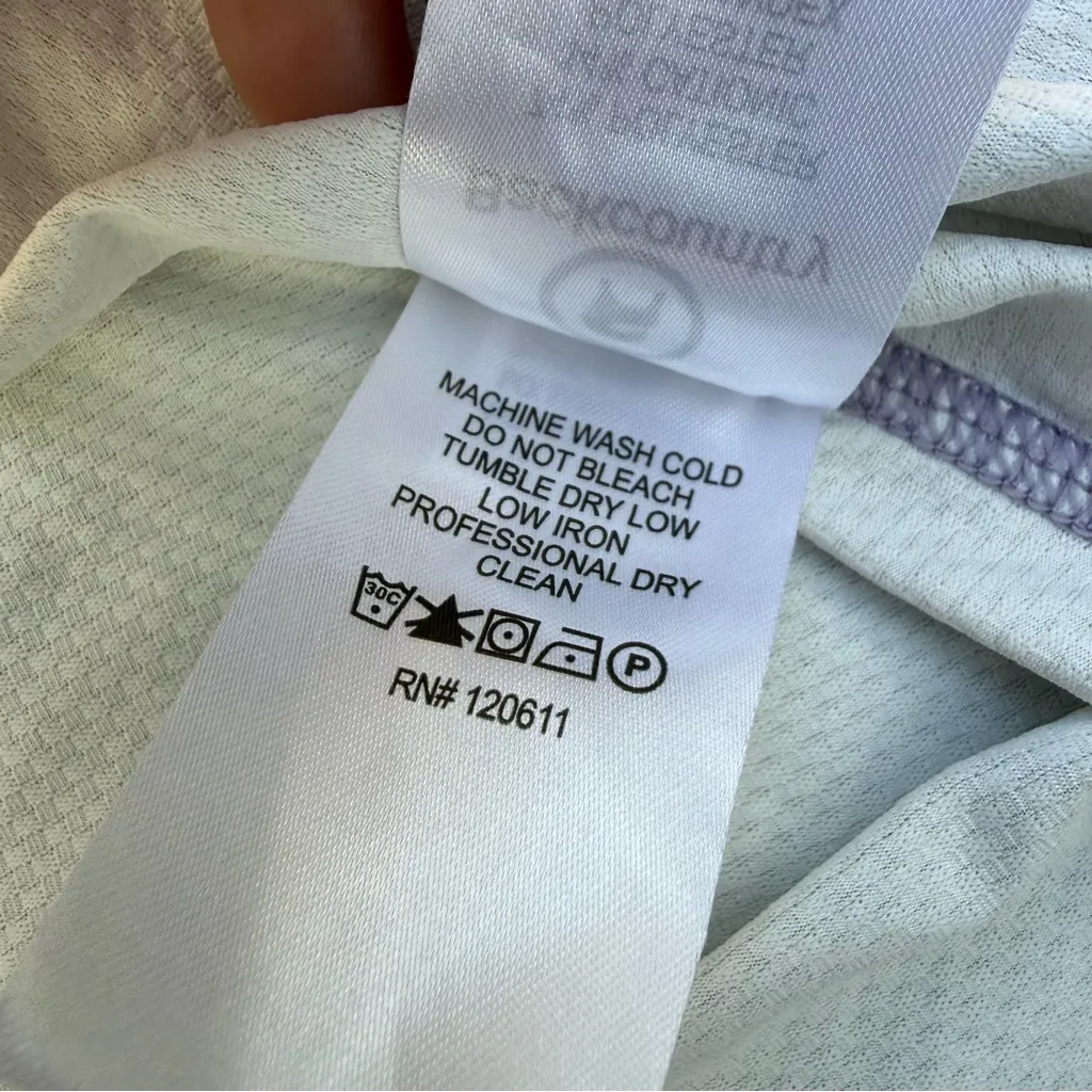 Backcountry topo Patterned Long Sleeve sun Shirt, size medium Purple - Image 8