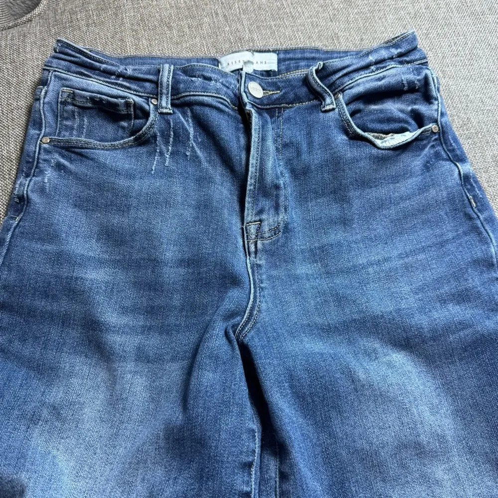 Risen Women’s Wide Leg Cropped Jeans Raw Hem Blue Denim High Rise Size Sz 9 - Image 4