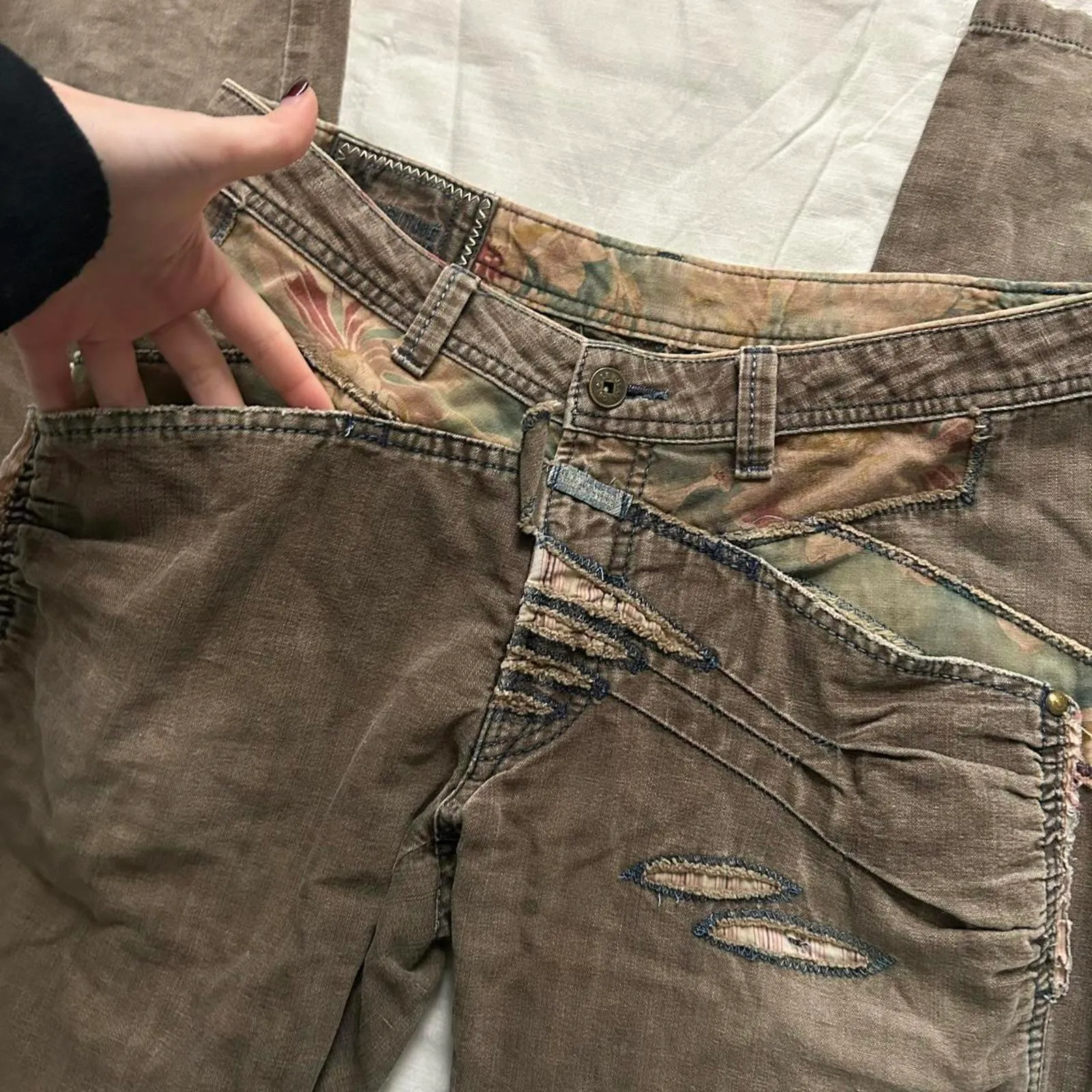 Marithe Francois Girbaud brown patched ripped unique detailing jeans Size 30 - Image 2