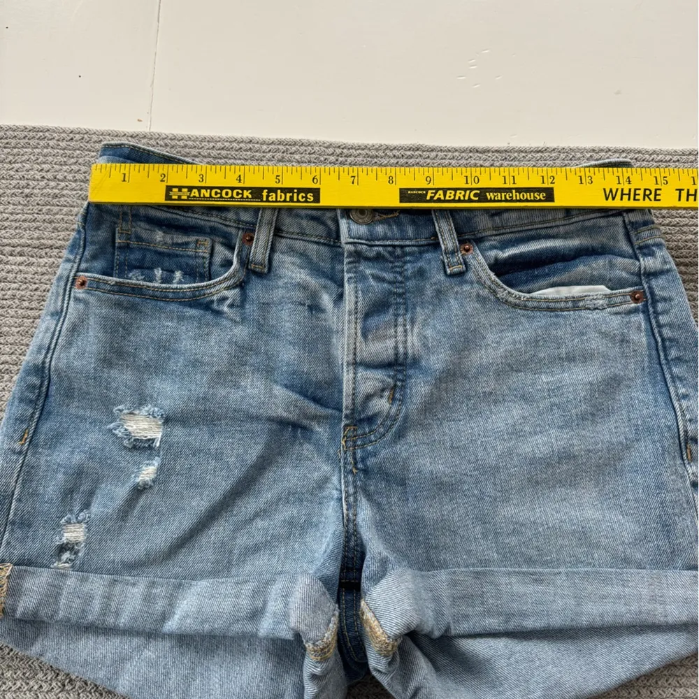 Old Navy Medium Blue Denim High Rise O.G. Straight Rolled Hem Jean Shorts Sz 6 - Image 4