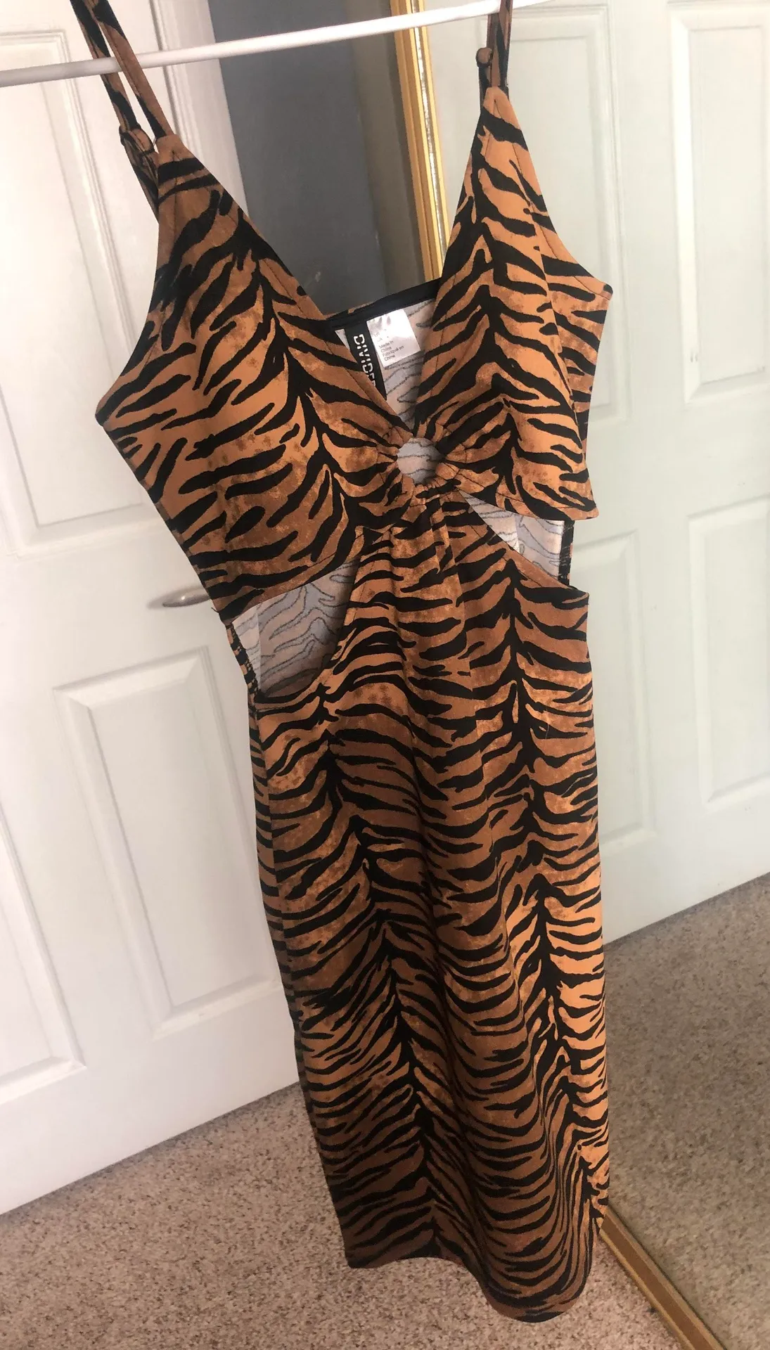 H&M Sexy Halloween Dress - Image 2