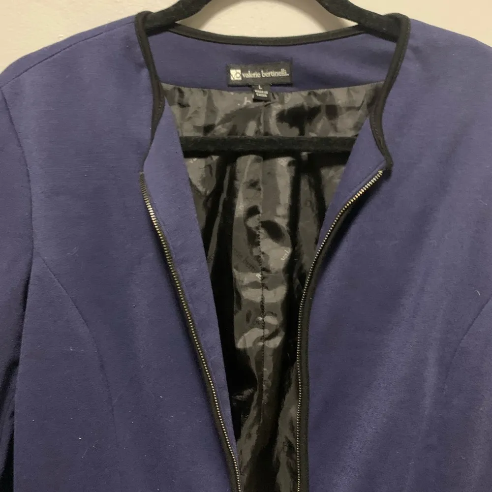 Valerie Bertinelli Navy Zip Up Peplum Ruffle Hem Blazer Size Large - Image 5