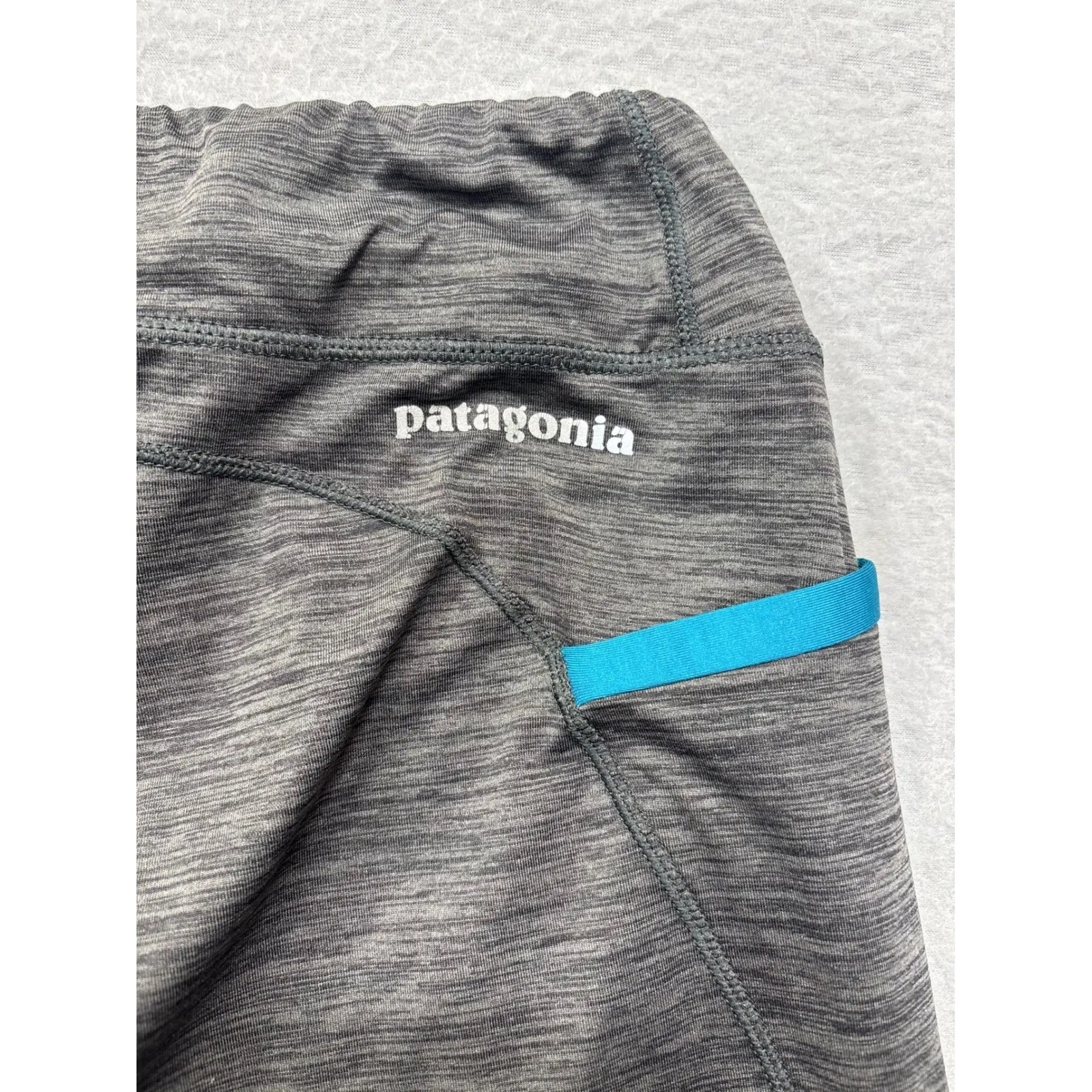 Patagonia Small Women's Diversifly Capris Dark Heathered Gray Capris Pants - Image 10