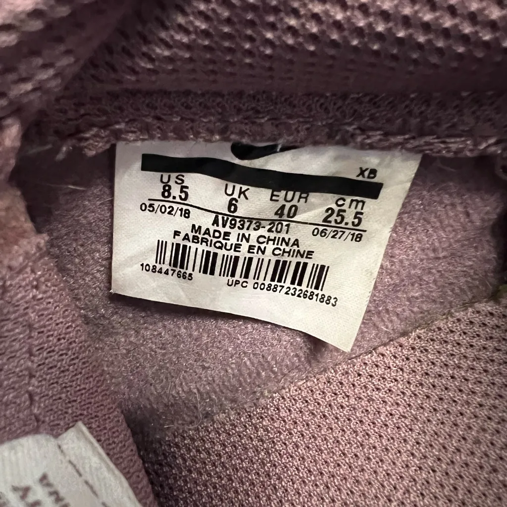 🔥 Nike SB Check Solarsoft  Sneakers – Mauve/White Gum Sole (Women’s Size 8.5) - Image 10