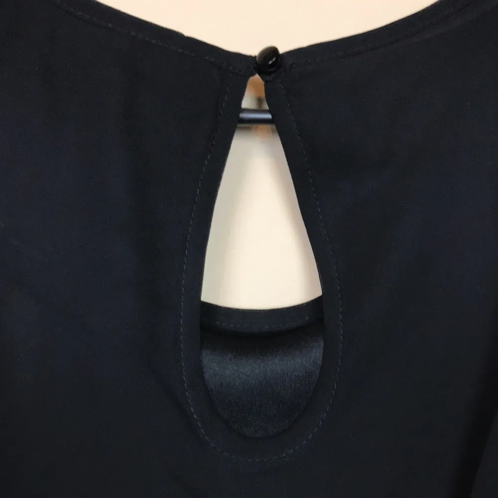 Venus Women’s Black Chiffon Overlay Top Looped Fringe Sleeveless Sheath Dress - Image 8