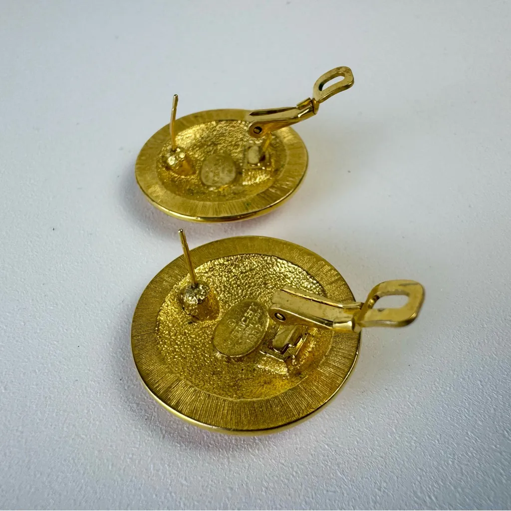 Vintage Givenchy 1980s Red Enamel Gold Tone Round Pierced Earrings Signed Rare - Image 5