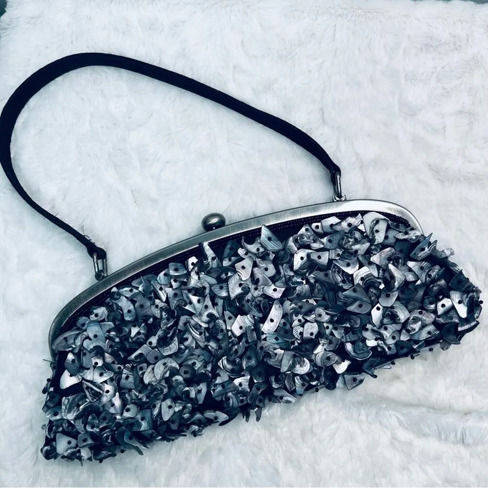 Shell Evening Bag With Handle - Image 2