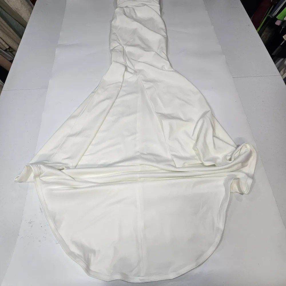 Katie May X NOEL AND JEAN Divinity Gown in Ivory - Image 2