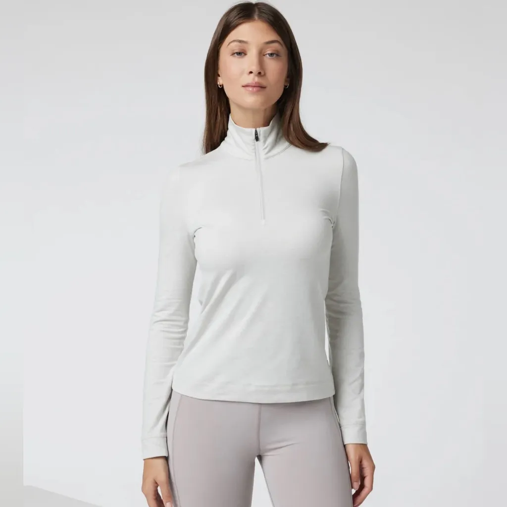 Vuori Women’s Halo Essential Half Zip Dreamknit color Salt Heather size Small - Image 2