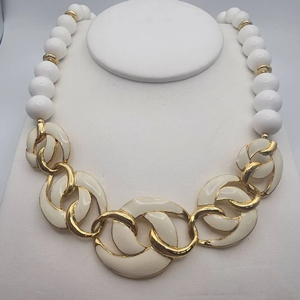 Vintage Trifari Cream, White, & Gold Tone Necklace & Earrings Set - Image 3