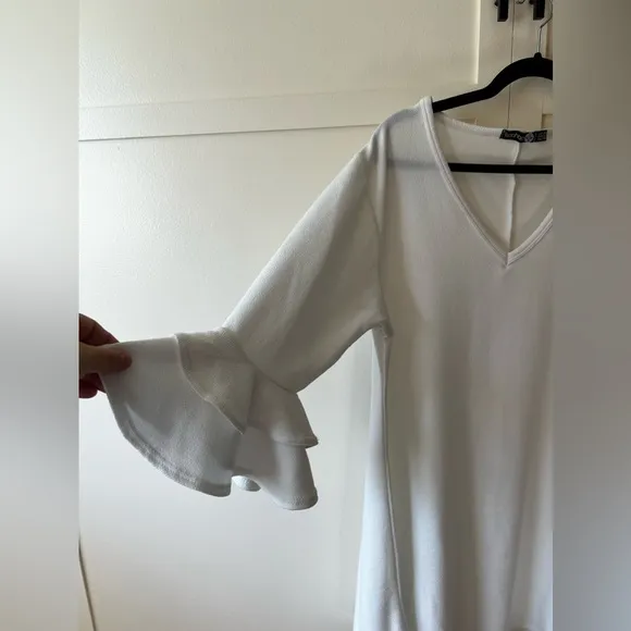 Boohoo Women’s White Dress Size‎ US 18 With Ruffle Sleeves - Image 2