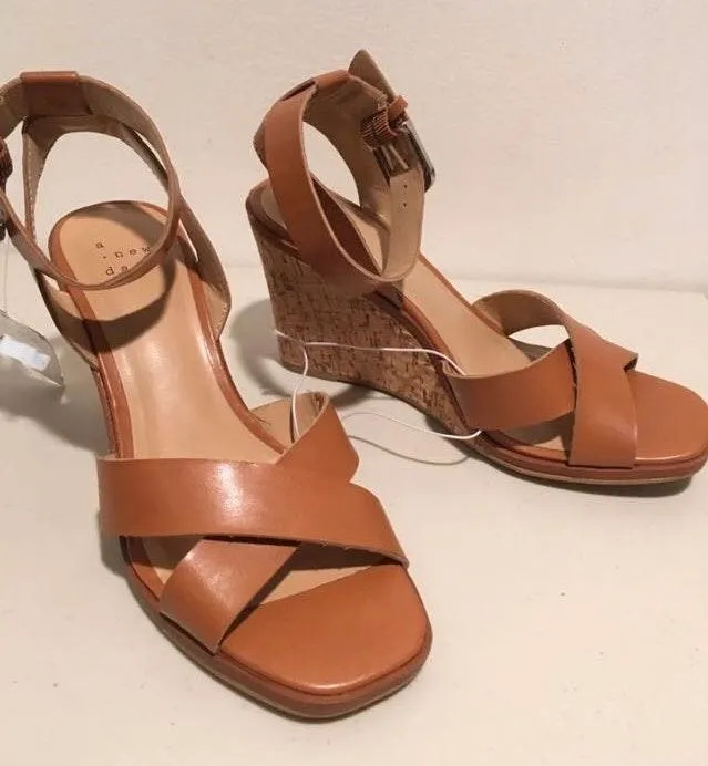 Wedge Heels, Size 7 1/2 Brown - Image 3
