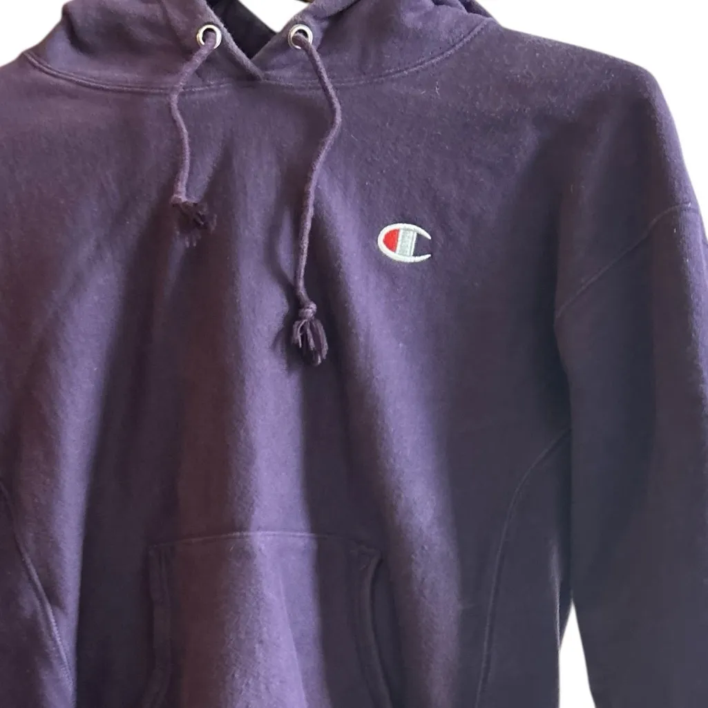 Champion women’s Purple Hoodie Size M‎ Pullover with Kangaroo Pocket - Image 8