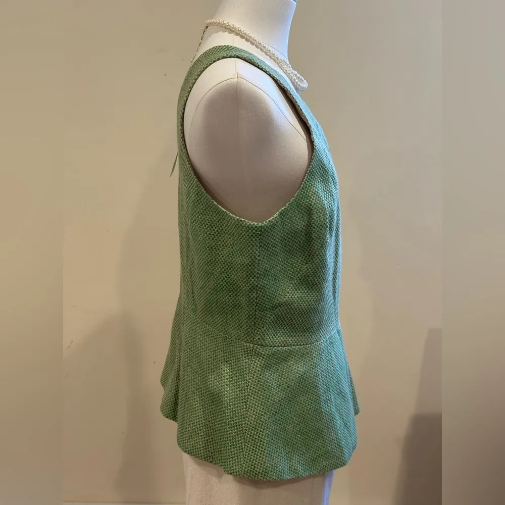 Banana Republic NWT Green Cream Tiny Checkered Sleeveless Peplum Tank.Sz 10. - Image 2