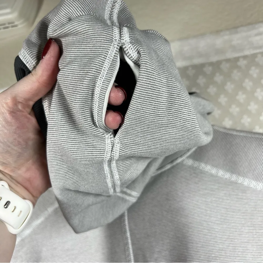 Lululemon‎ Grey Striped Long Sleeve Hooded Top - Image 11