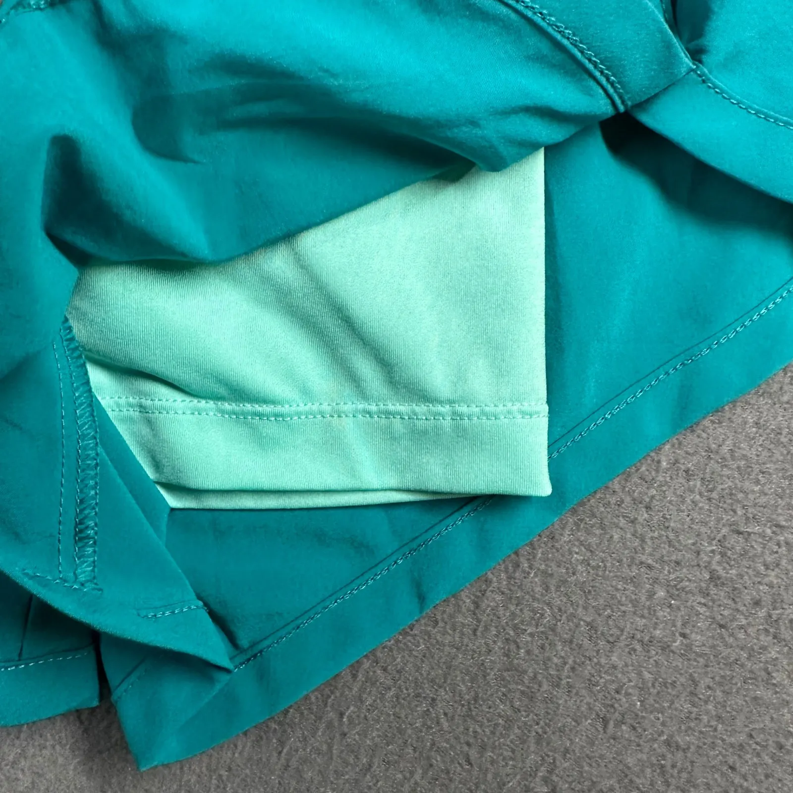 Nike Training Shorts Womens Small Teal Dri-Fit Athletic 2 in 1 Flex AH8478 467 - Image 3