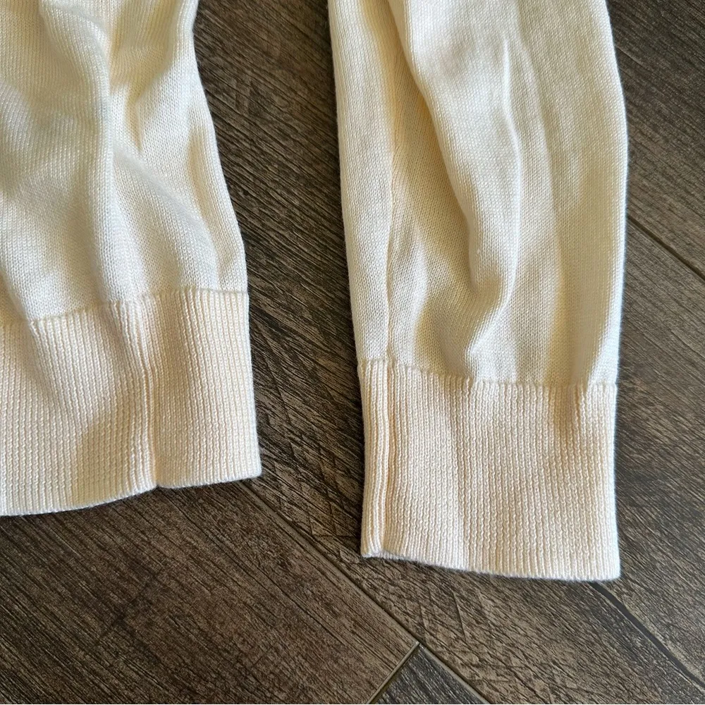 Amazon Essentials Size Medium Pastel Long Sleeved Knit Sweater Top Vneck - Image 4