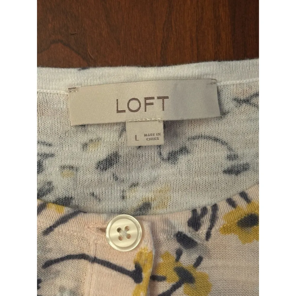 LOFT Large Light Pink Floral Cardigan - Image 15