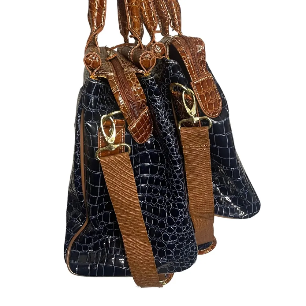 Samantha Brown Coordinating Luggage Set - Image 12