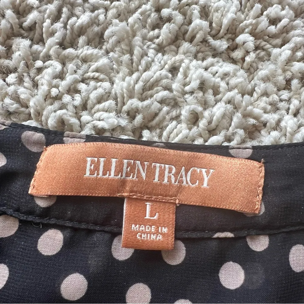 Ellen Tracy Polka Dot Blouse Size Large Black Tan Pleated Button Front S… - Image 3