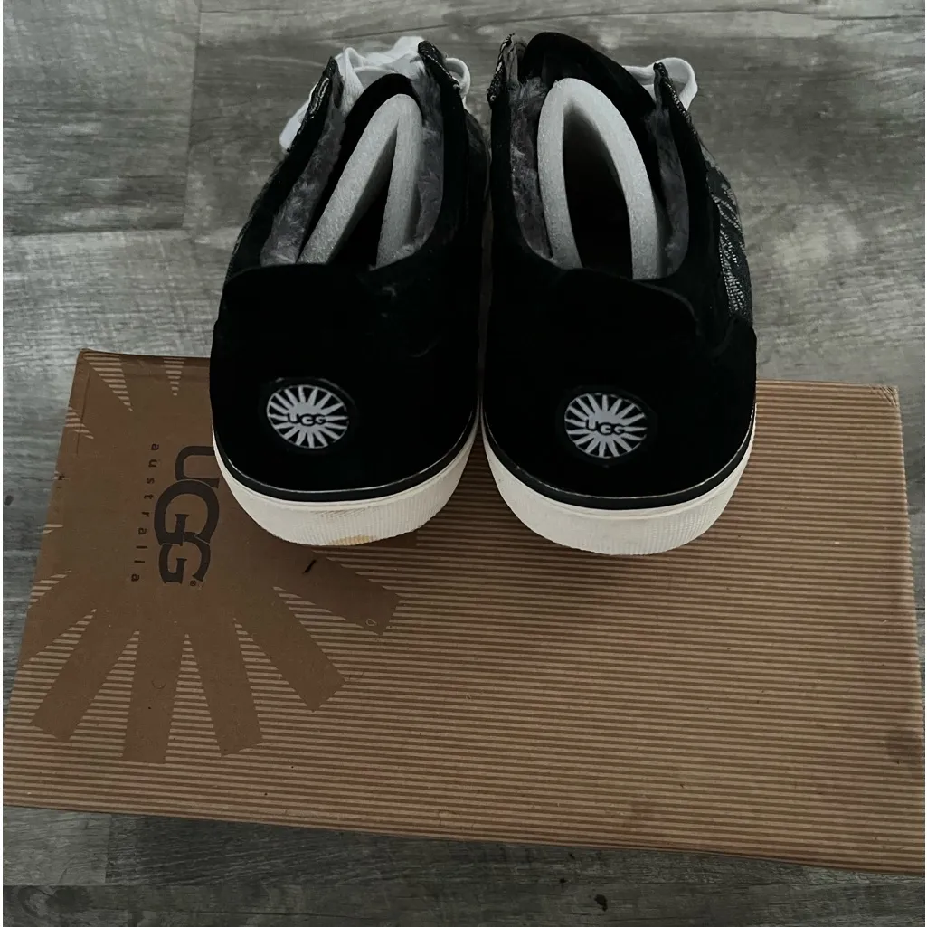 UGG Australia Vintage Fur Sneakers for Women, Size 11 - Black/Grey New In Box - Image 8
