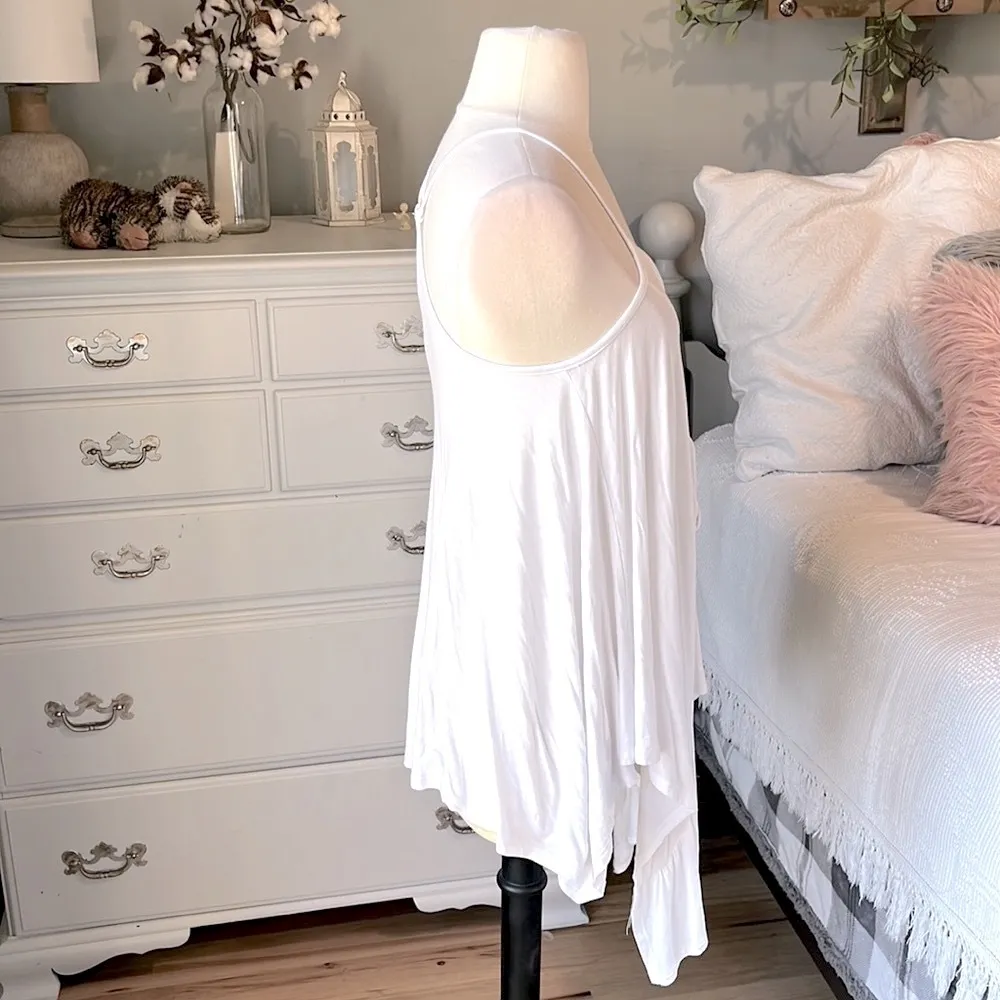 White Flowy Beachy Top - Image 4