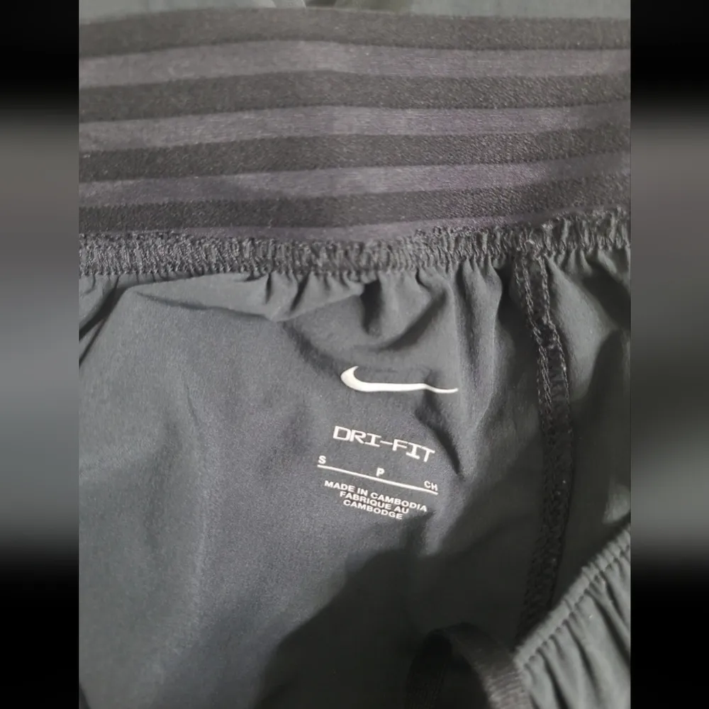 Nike Dri-Fit Black Running Pants Women's Size Small - Image 5