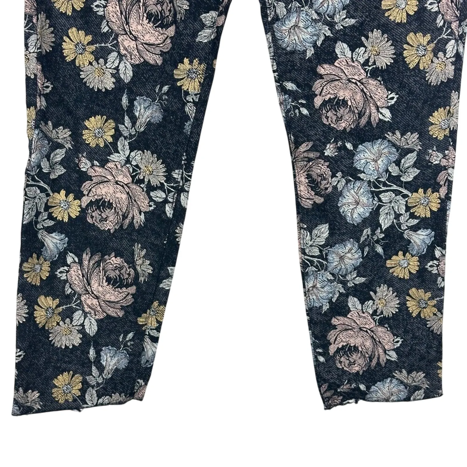 NWT Celebrity Pink Mom Jeans Juniors 5 Black Floral Straight Leg Stretch Indie - Image 3