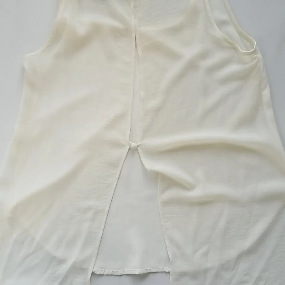 Elegant Cream White Tank Top - Image 5