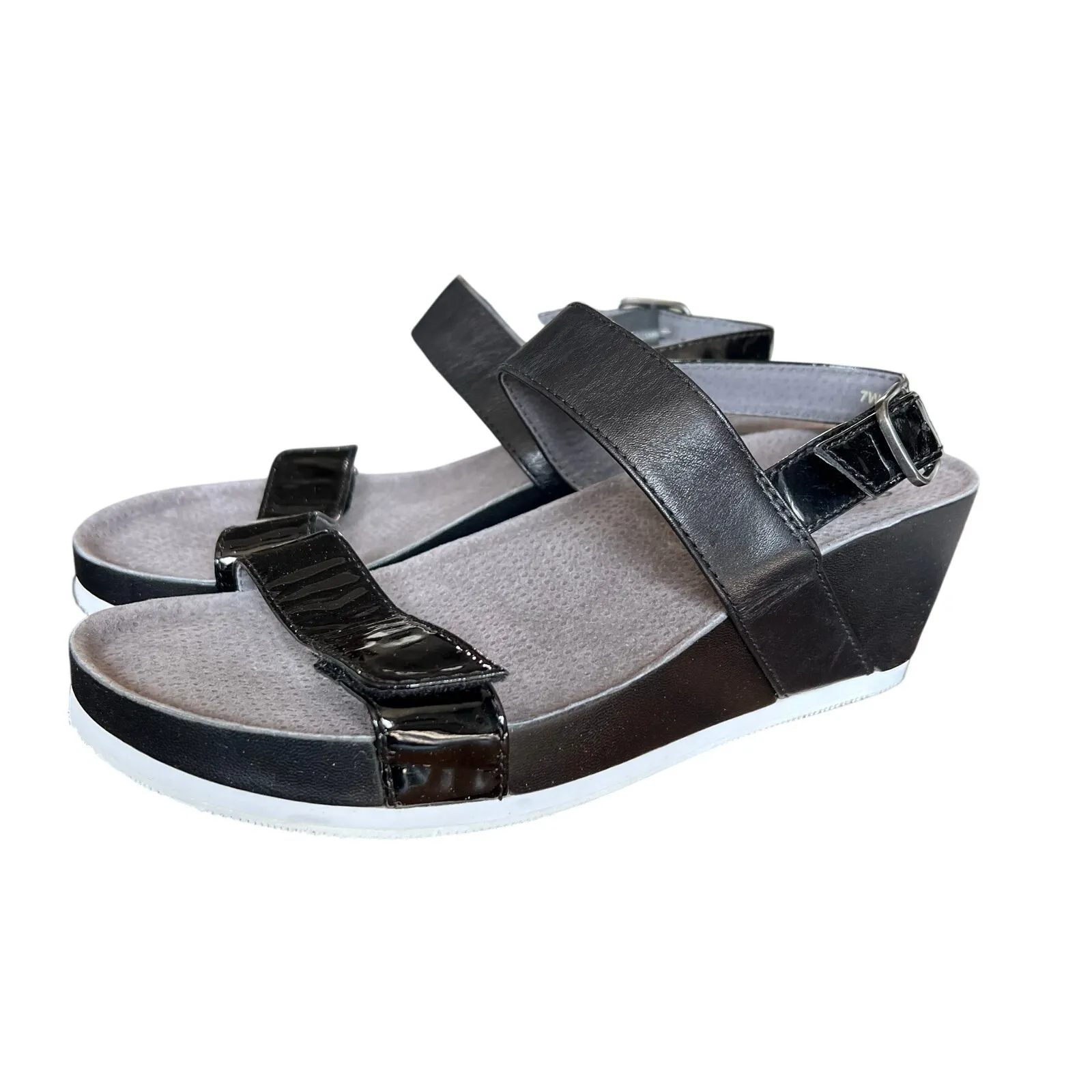 SoftWalk Black Wedge Sandals Comfort Footbed Adjustable Straps Shoes  Size 7W - Image 4