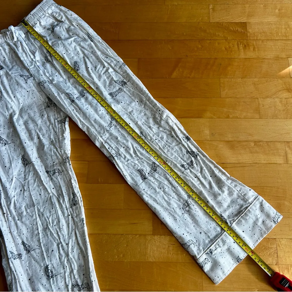 Banana Republic Wide Leg, Flannel, Tiger Lounge Pant, White, Black, Size XS - Image 9
