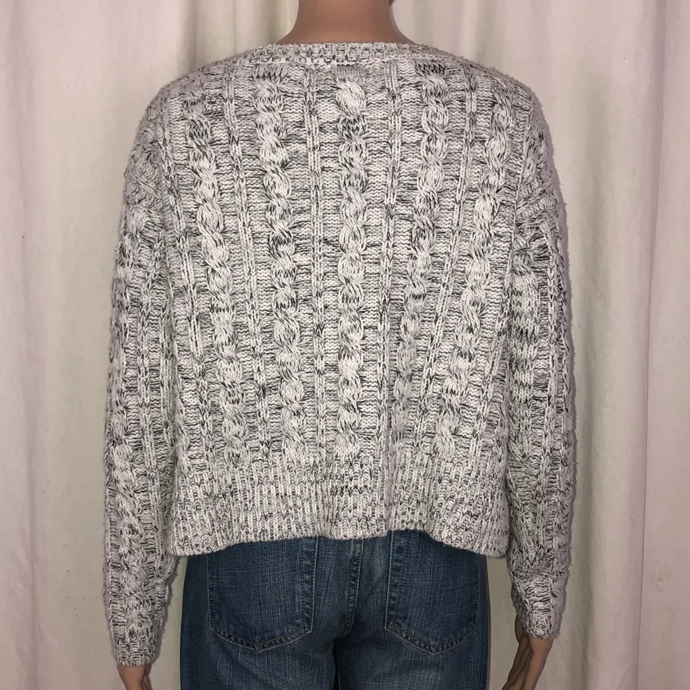 Wet Seal  marled crop sweater - Image 4