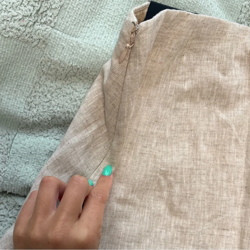 Abercrombie & Fitch Cream Skort - Image 8