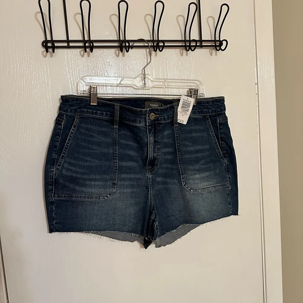 Torrid Denim Cut-Offs with Utility Pockets - Image 7