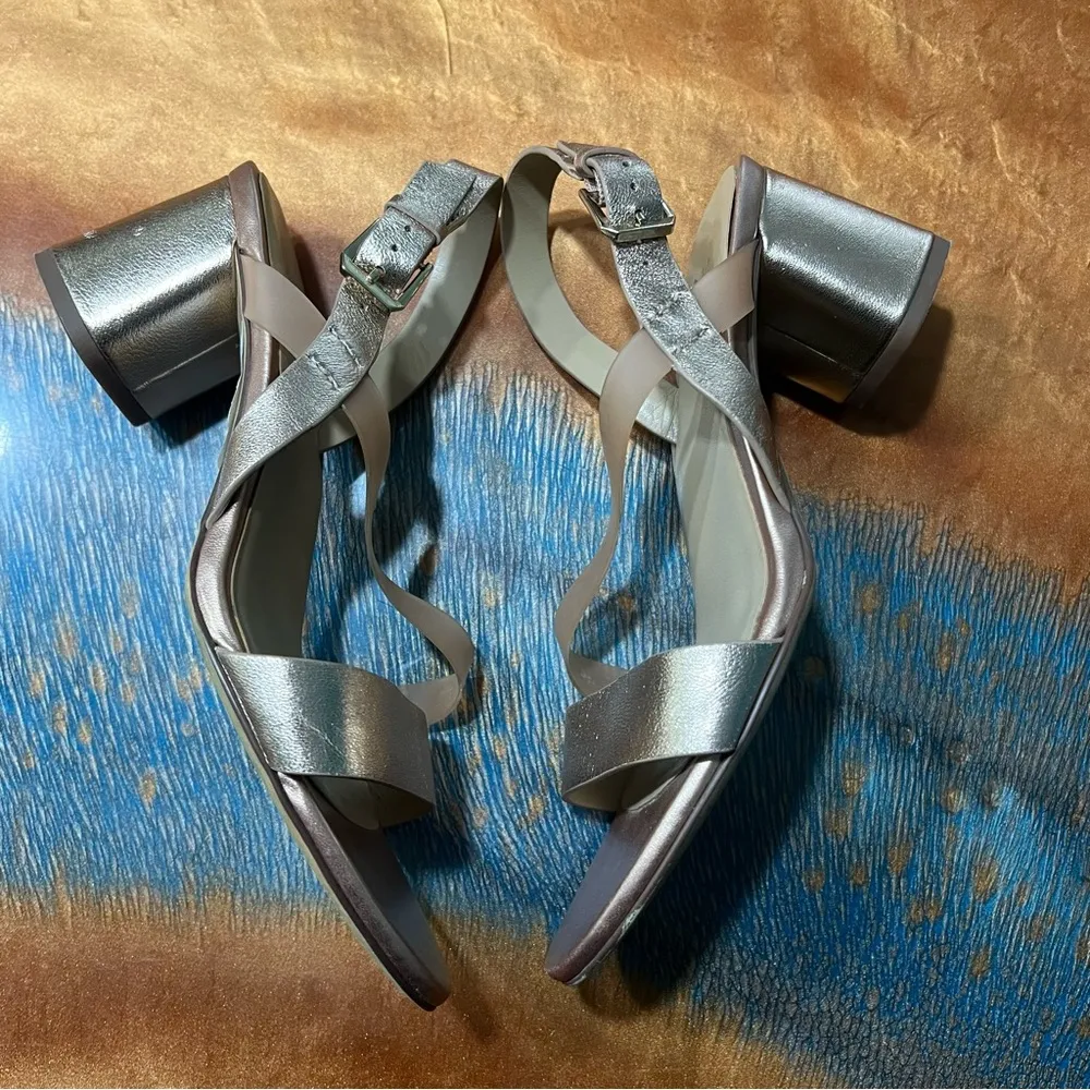 Naturalizer Arianna Strappy Rose Gold Block heels sandals size 6.5 - Image 5