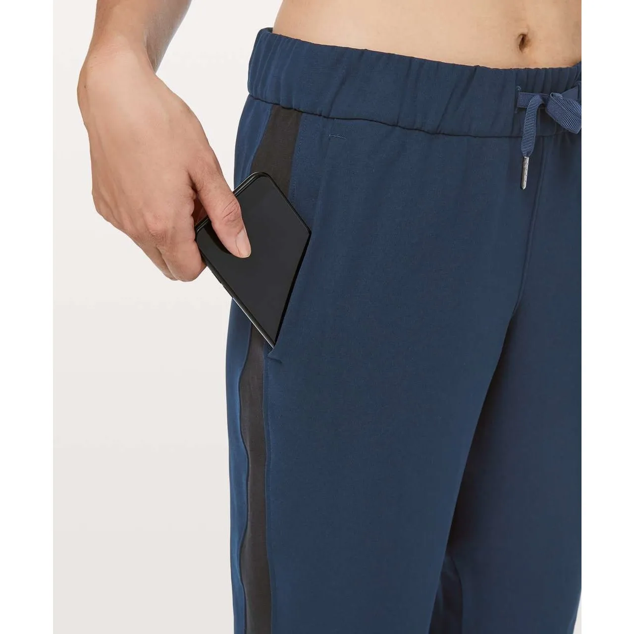 Lululemon On The Fly Pant‎ Woven *Track Stripe Size 2 - Image 4