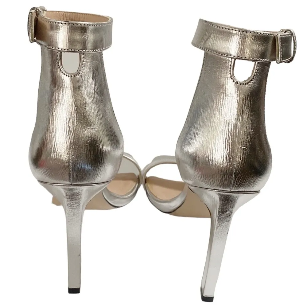 Stuart Weitzman silver square high heel textured leather sandals size 9 - Image 6