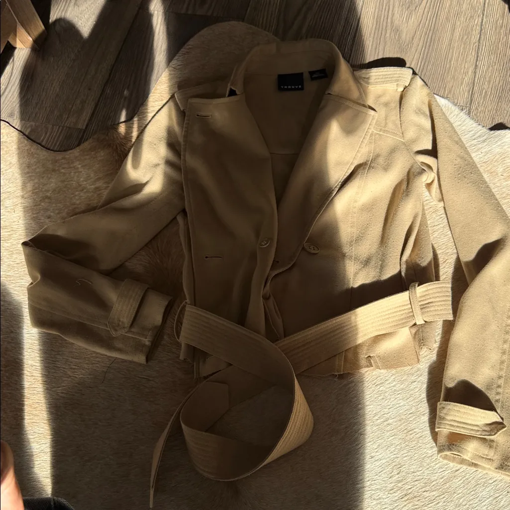 Super cute cropped trench coat rustic raw edge Tan Size undefined - Image 10