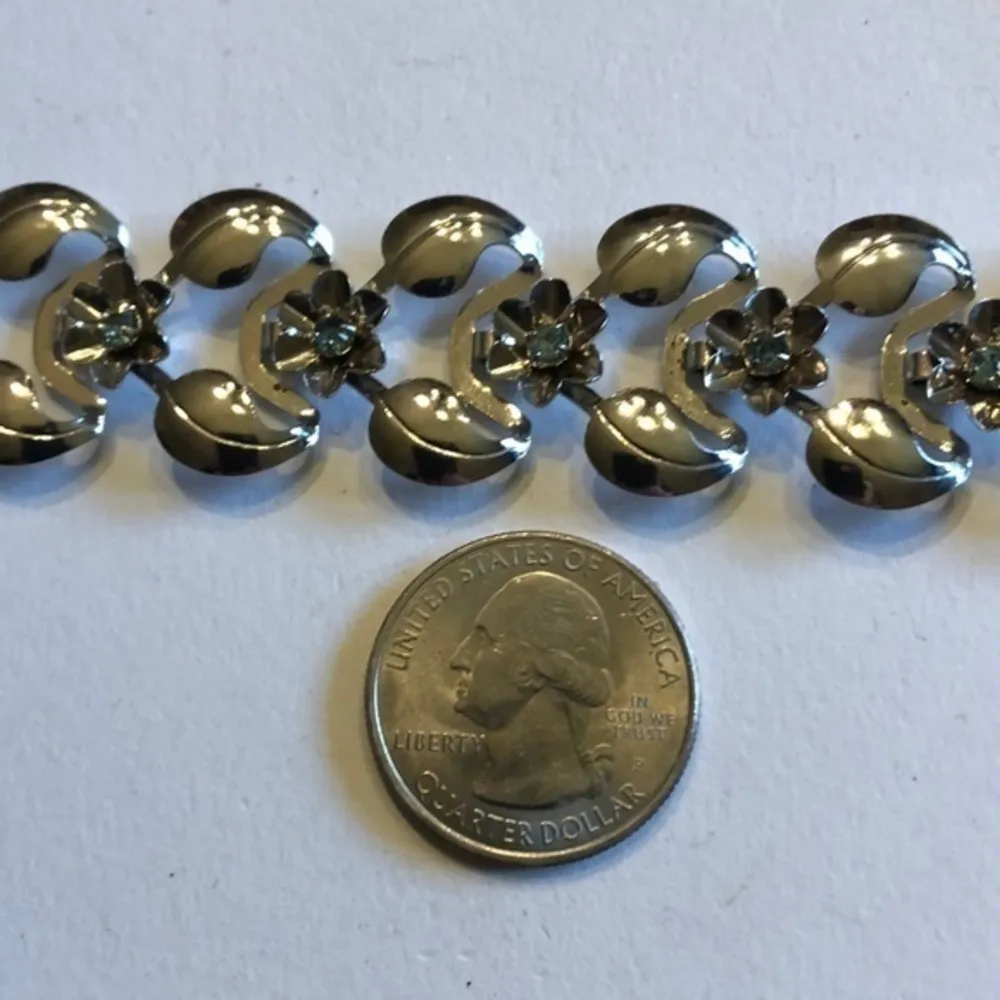 Vintage Silver Tone & Light Blue Gemstone Flower Bracelet - Image 3