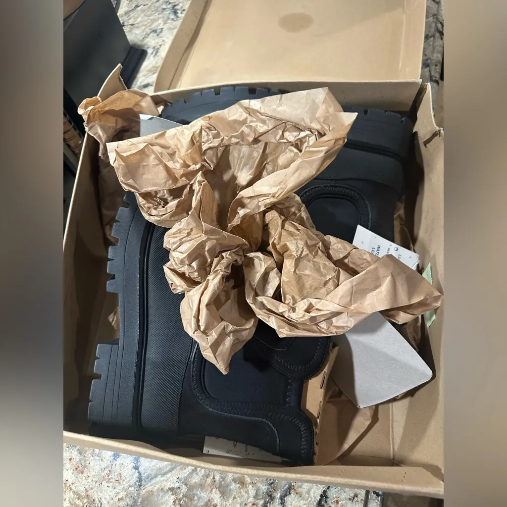 Lucky Brand Lug Boot Size 5.5 Weatherproof Leather Black Allehia Chunky - Image 10