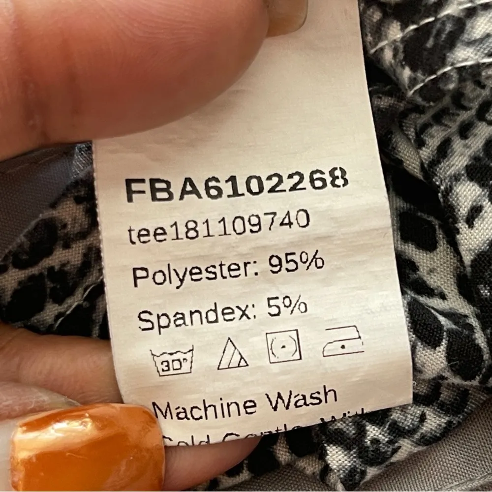 SHEIN | Unity Form-Fitting Snakeskin Print Mock Neck Top Sz S - Image 12