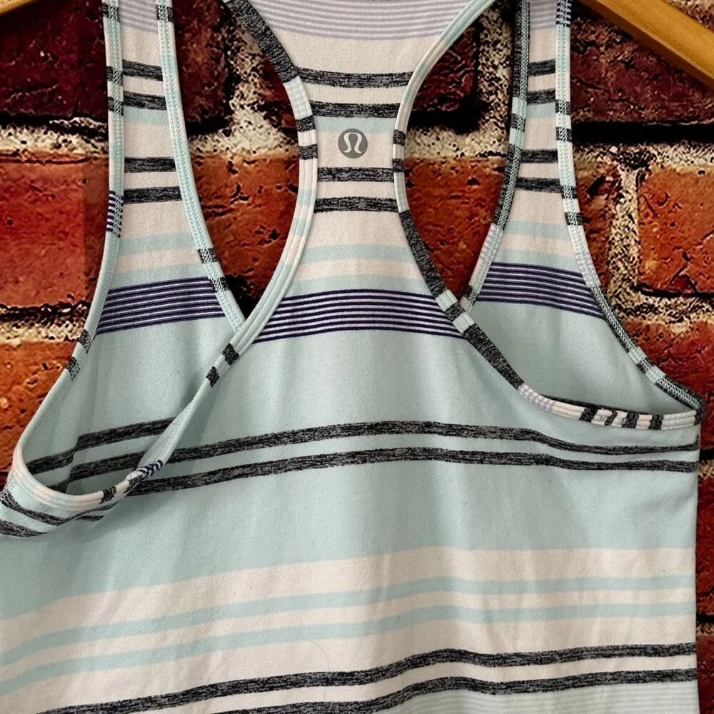 Lululemon tank top size 8 - Image 4
