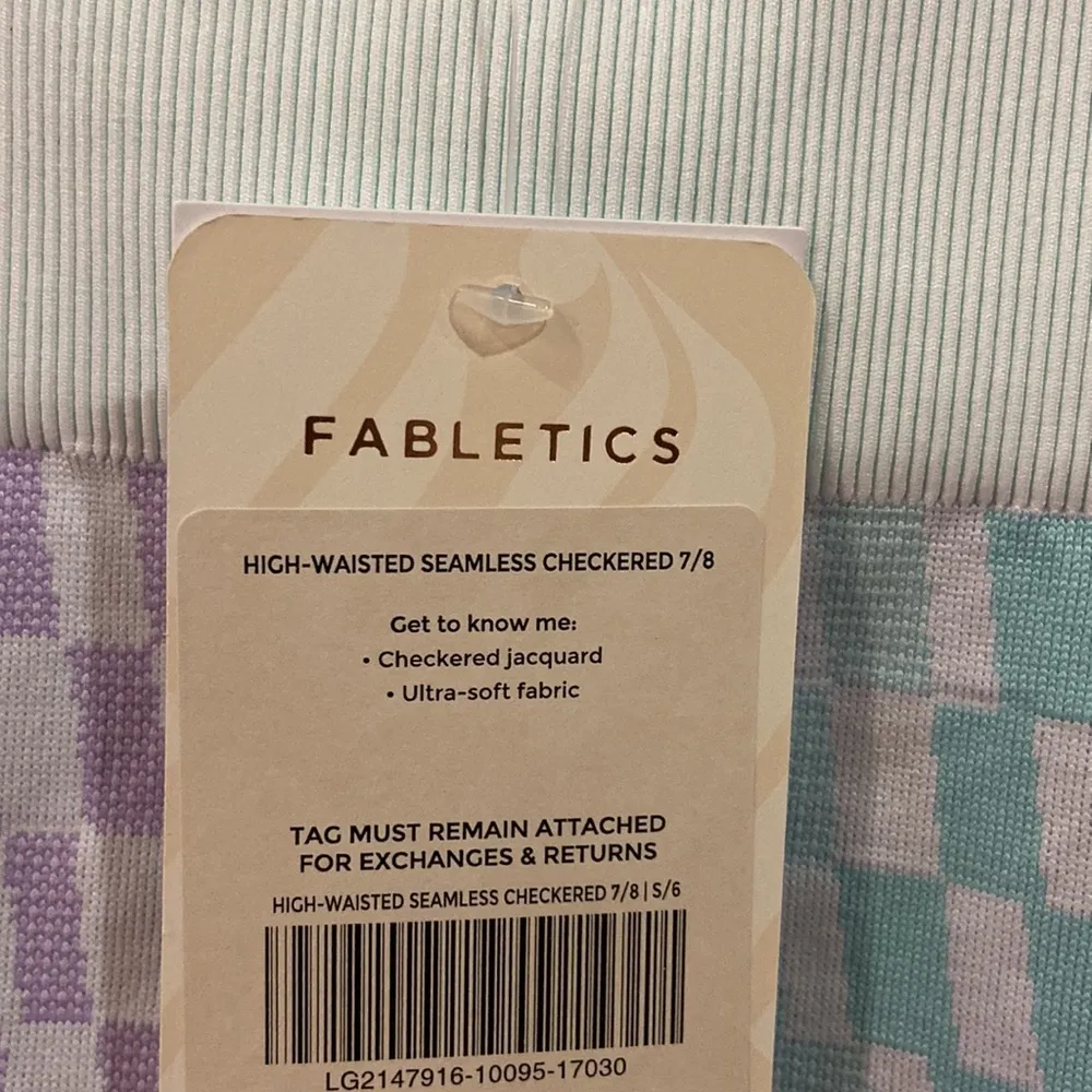 Fabletics High-Waisted Seamless Checkered 7/8 size small - Image 5